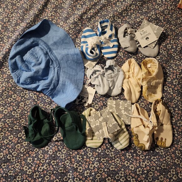 kate quinn Other - NWT/NWOT Kate Quinn Hat & Booties Lot